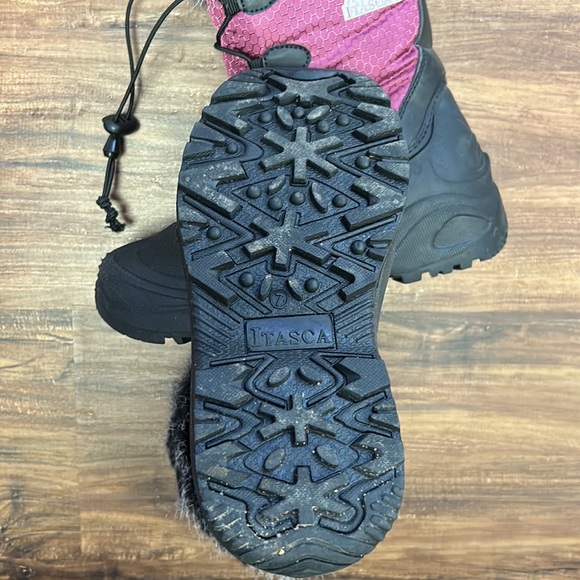 Girls snow boots size 7y - Picture 3 of 6